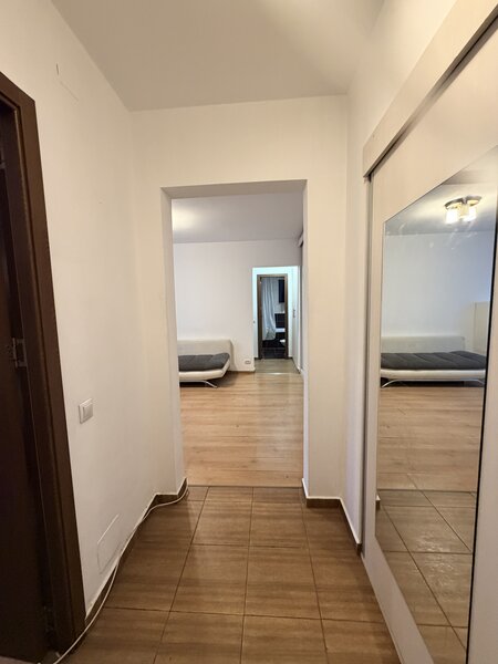 Dristor, 3 minute metrou, etajul 1, renovat.